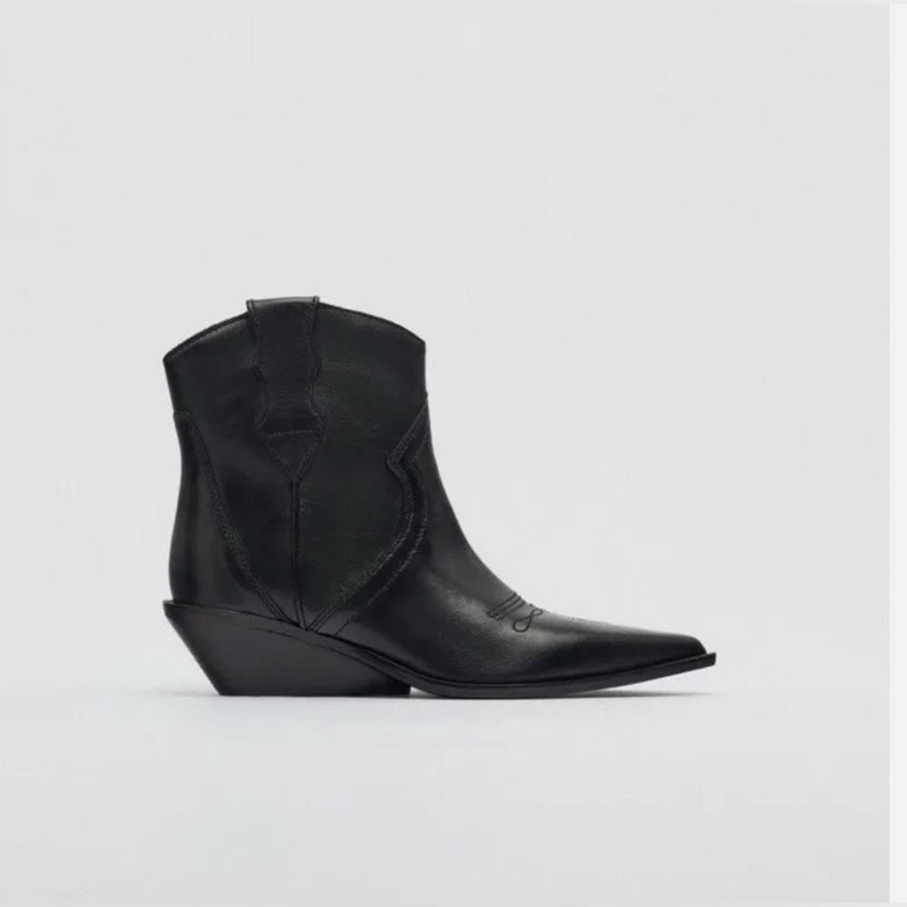NEW! GORGROUS Zara Black Leather Wedge Boots, 40/9